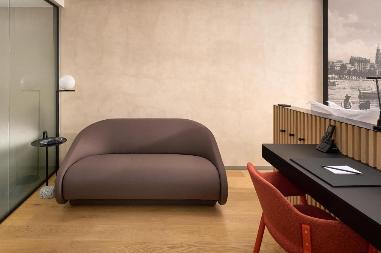 Hotel Ambasador Сплит Екстериор снимка 3D visualization of a room